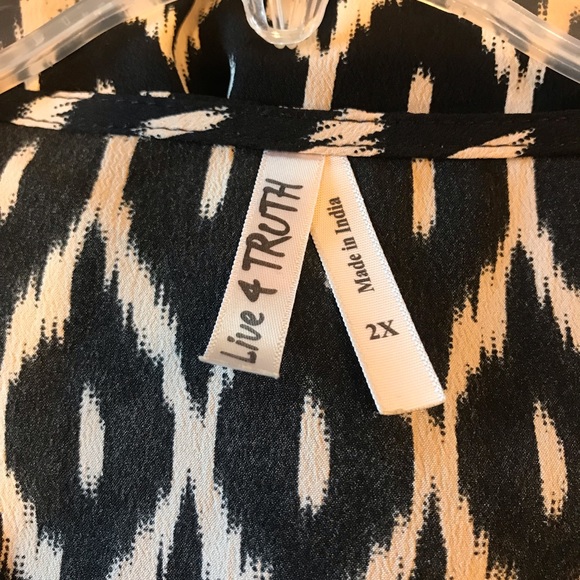 Live 4 Truth Faux Wrap Top Long Sleeve Dress All Over Print Size 2x - Picture 8 of 9